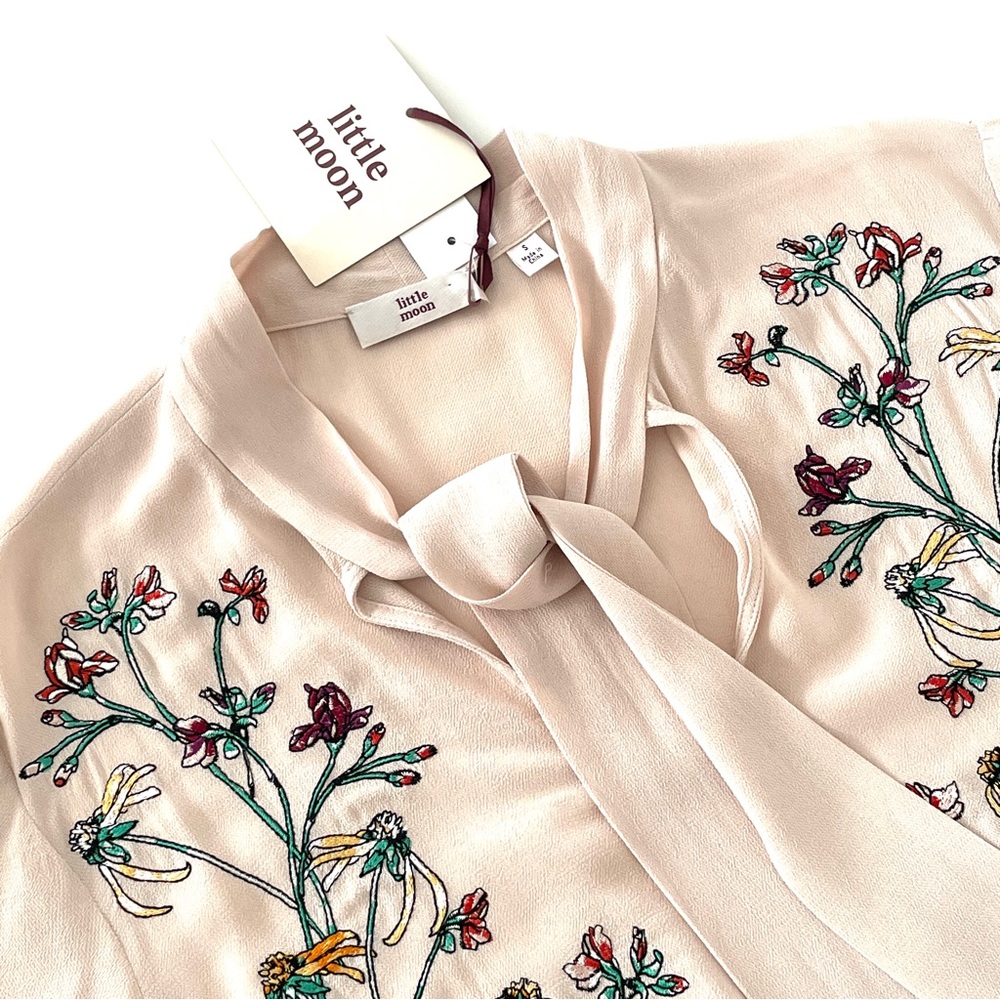 Aritzia Little Moon Zinnia Floral Embroidered Tie-Neck Blouse